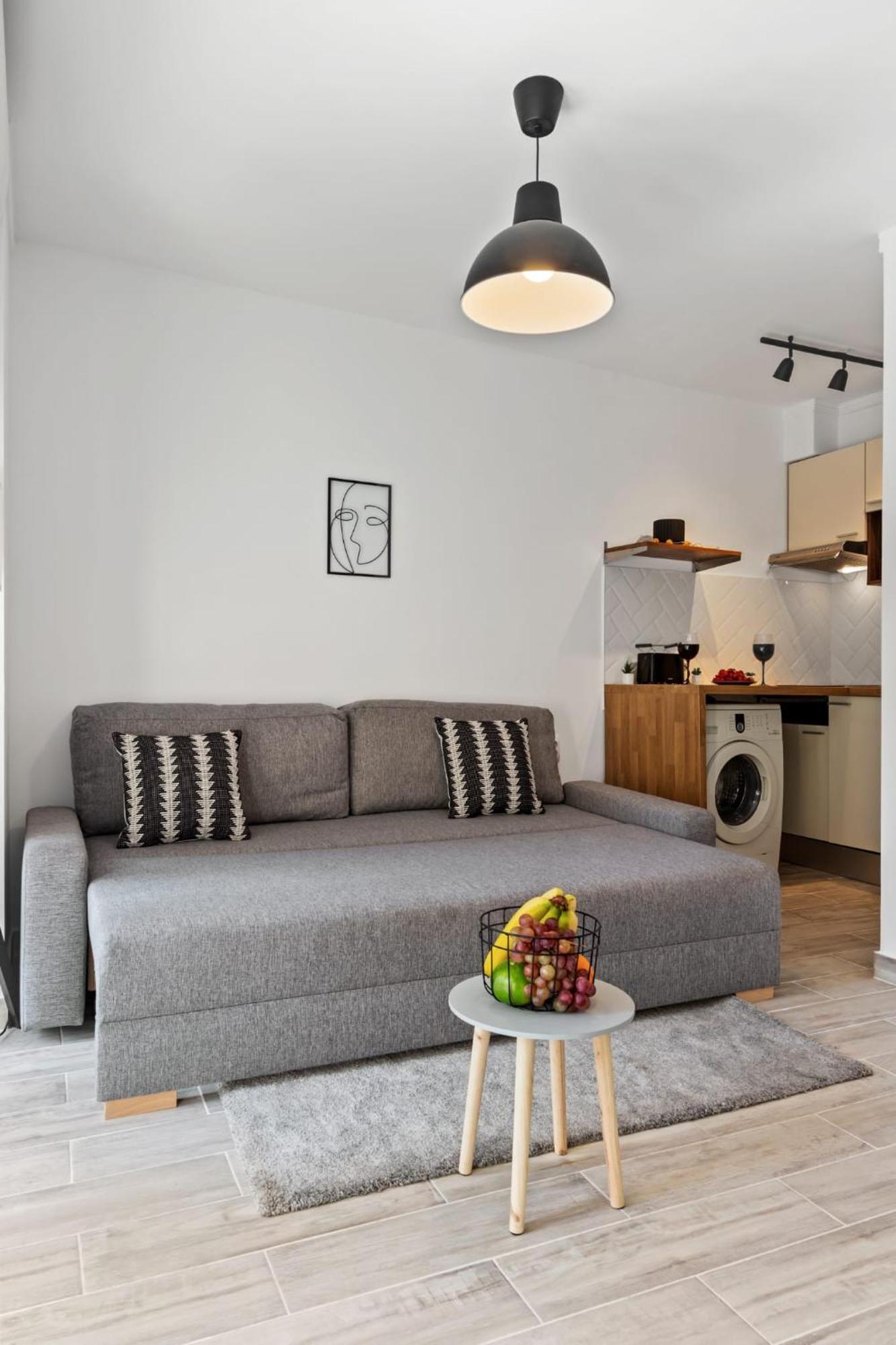 Nightlife Apartament Bucureşti